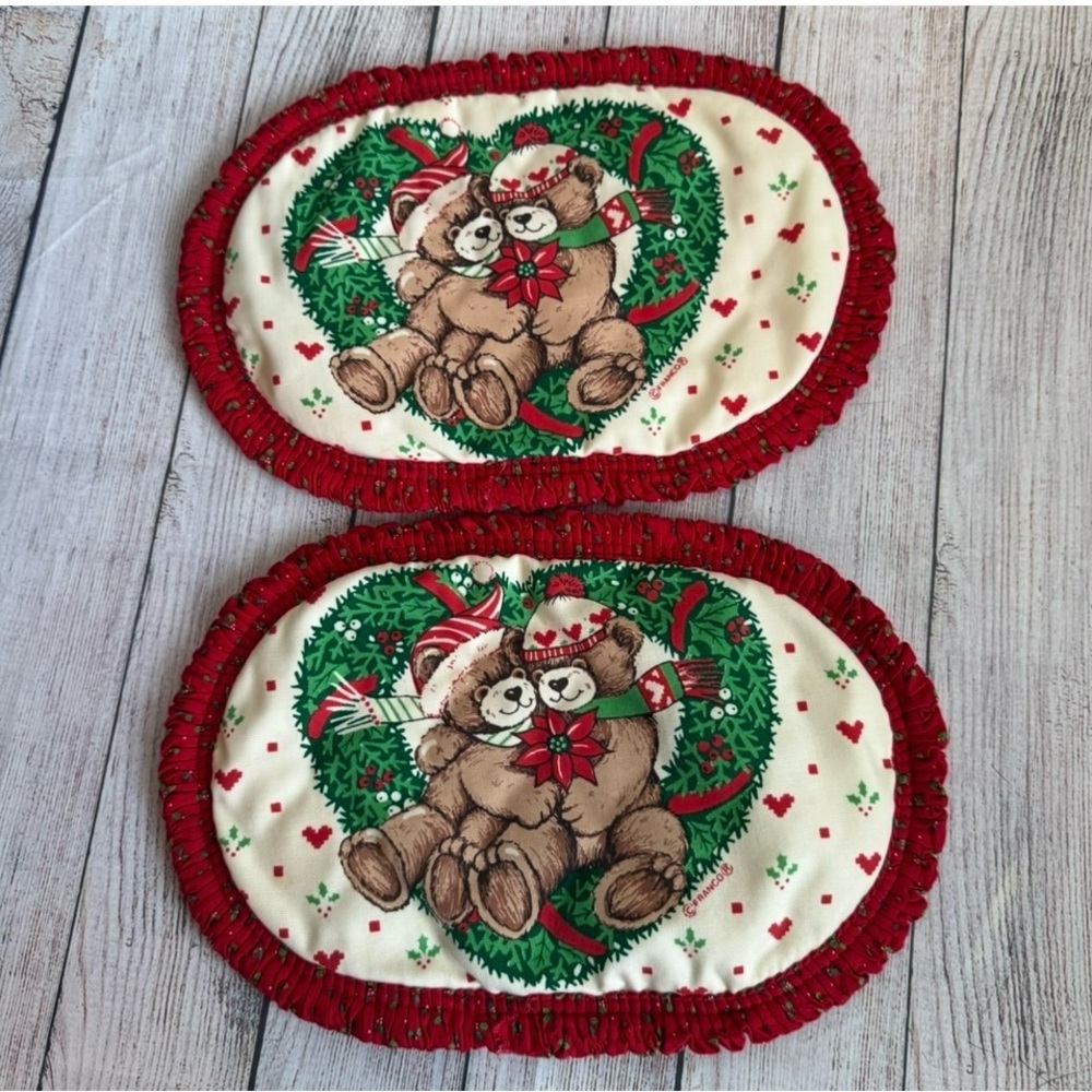 FRANCO Holiday Bear Vintage Placemats